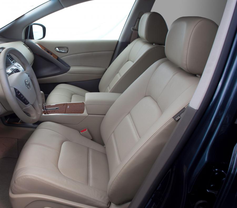  Nissan Murano 2011 года  (фото 16 из 52)
